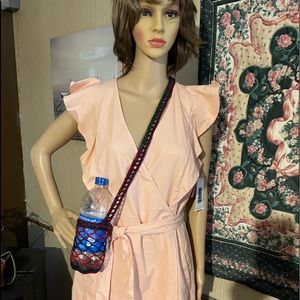 NWOT HAND CROCHET DARK RED and GREEN BOTTLE HOLDER